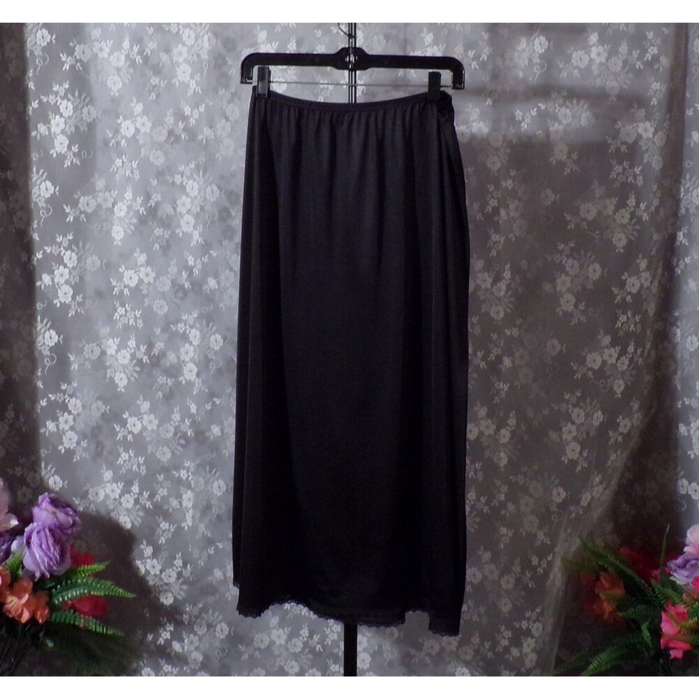 Vintage 70s Black MaxiHalf Slip Size Medium 1970s Retro Ankle Length Skirt Slip